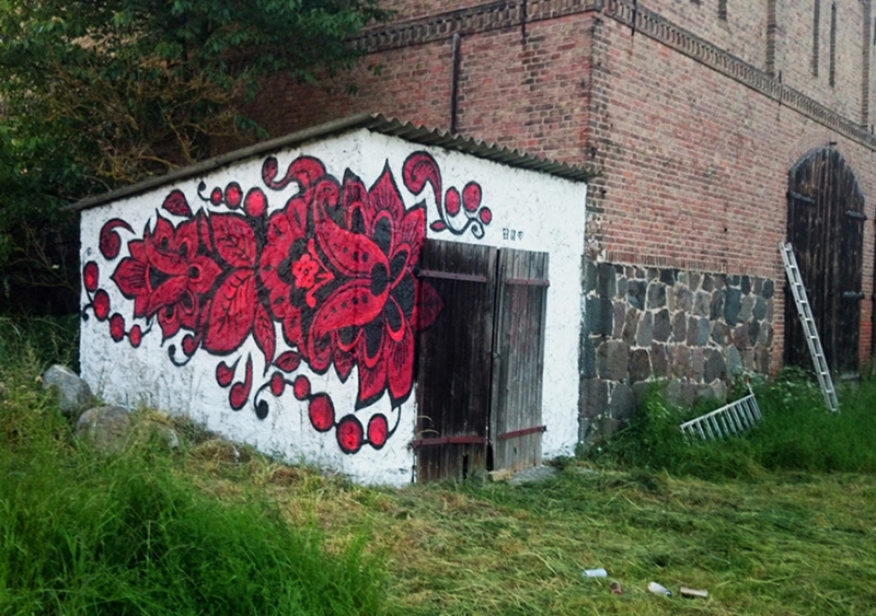 Khokhloma- Folklore Graffiti Muster- Graffiti im Wald-Street Art-Ostap 2014