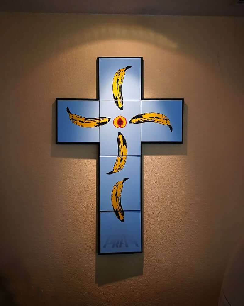 Pray-cross-stencil spray paint pop art- Ostap 2015
